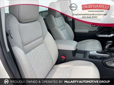 2025 Nissan Frontier SV