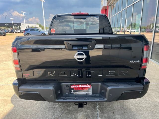 2027 Nissan Frontier SV