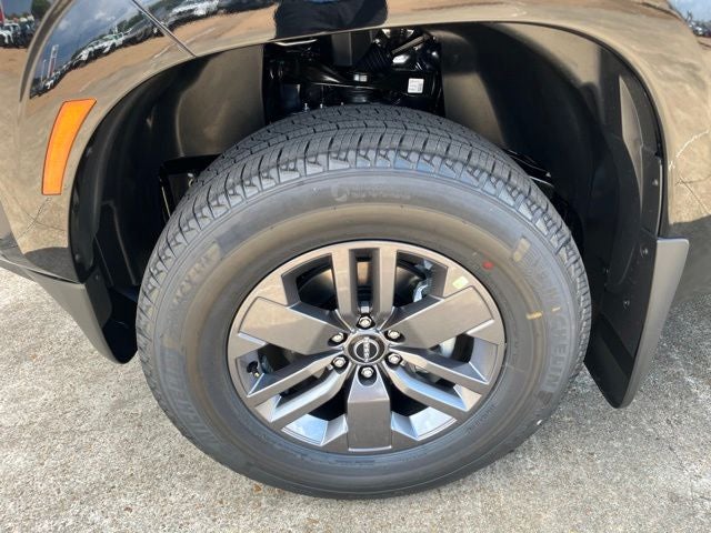 2027 Nissan Frontier SV