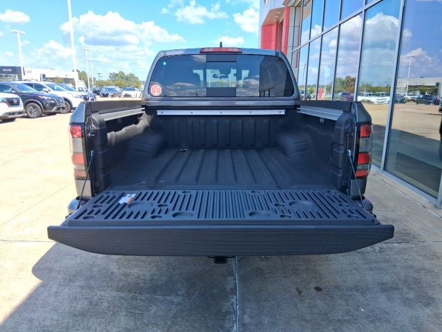 2027 Nissan Frontier SV