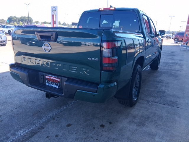 2027 Nissan Frontier SV