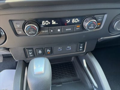 2025 Nissan Frontier SV