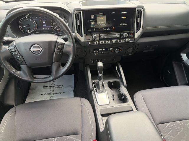 2025 Nissan Frontier SV