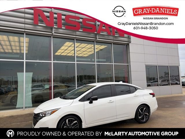 2025 Nissan Versa 1.6 SR