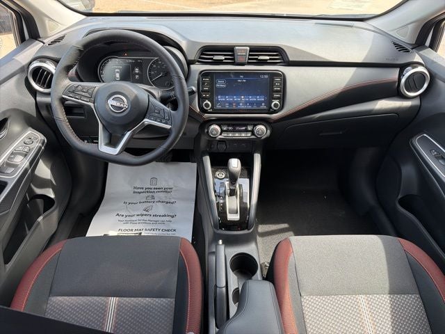 2025 Nissan Versa 1.6 SR