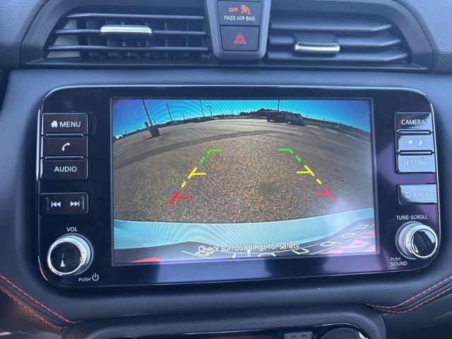 2025 Nissan Versa 1.6 SR