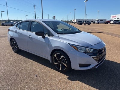 2025 Nissan Versa 1.6 SR