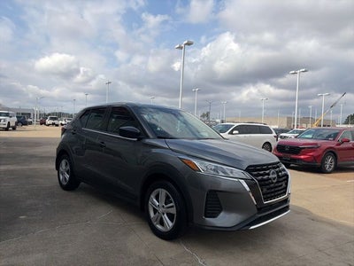 2025 Nissan Kicks Play S