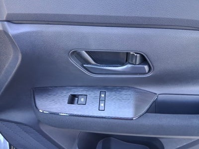 2025 Nissan Kicks S