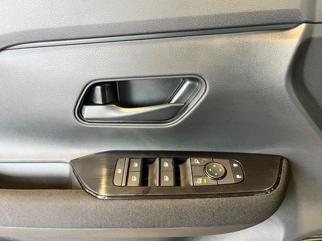 2027 Nissan Kicks S
