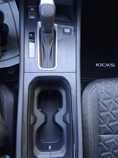 2027 Nissan Kicks SV