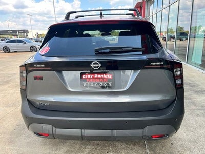 2027 Nissan Kicks SR
