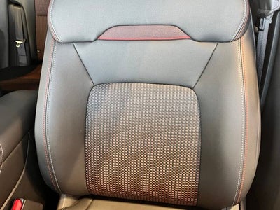 2027 Nissan Kicks SR
