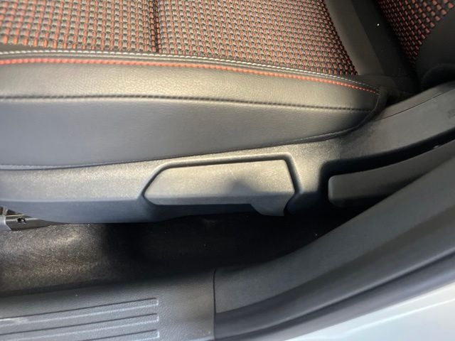 2027 Nissan Kicks SR