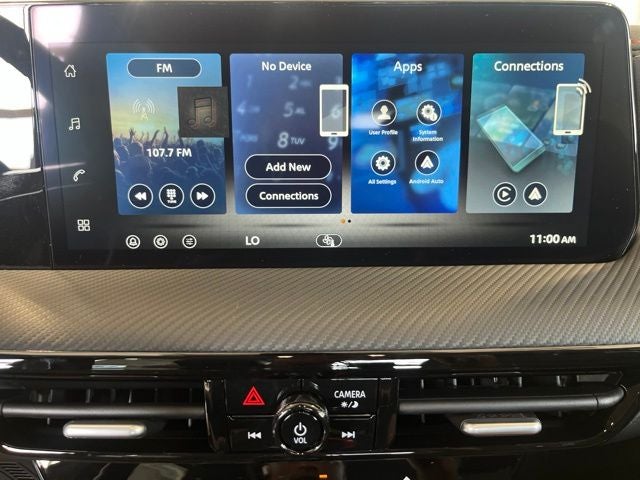 2027 Nissan Kicks SR