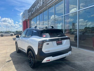 2027 Nissan Kicks SR