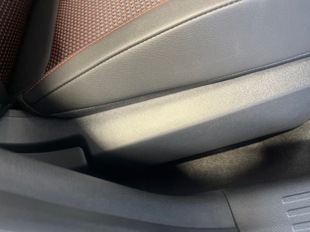 2027 Nissan Kicks SR