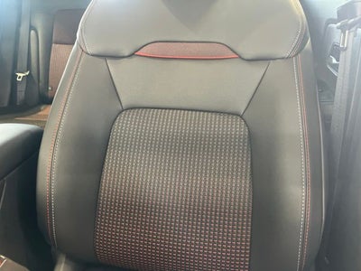 2027 Nissan Kicks SR