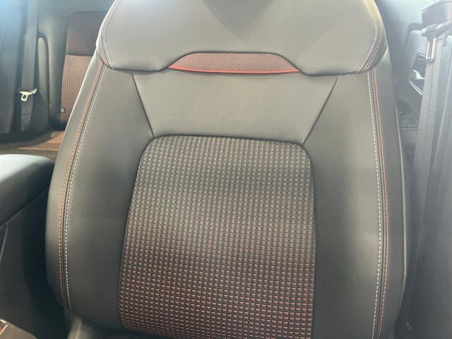 2027 Nissan Kicks SR