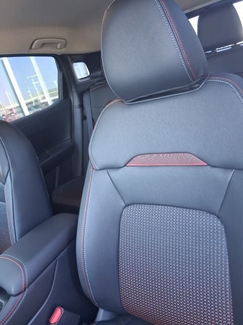 2027 Nissan Kicks SR
