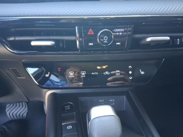 2027 Nissan Kicks SR