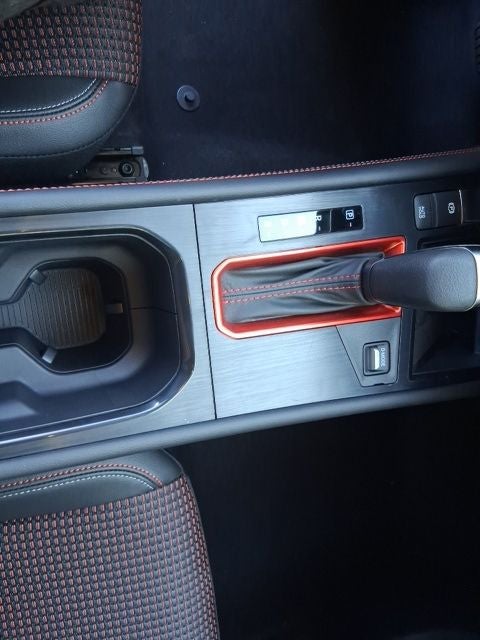 2027 Nissan Kicks SR