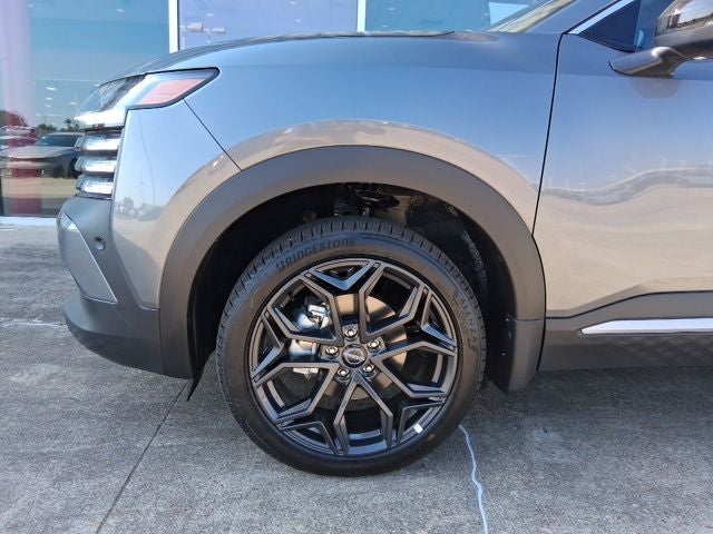2027 Nissan Kicks SR