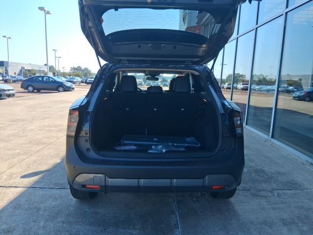 2027 Nissan Kicks SR