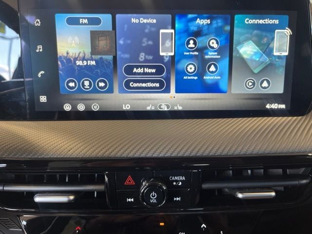2027 Nissan Kicks SR