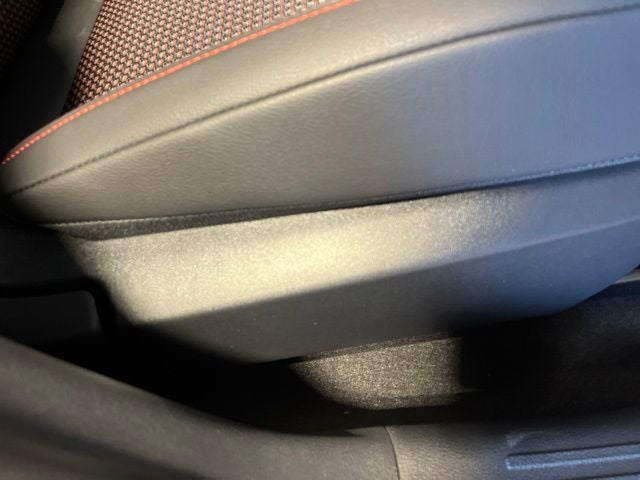 2027 Nissan Kicks SR