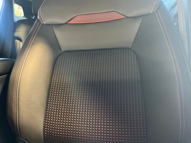 2027 Nissan Kicks SR