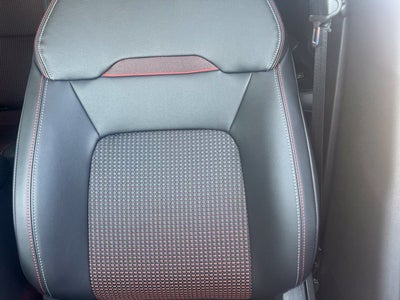 2027 Nissan Kicks SR