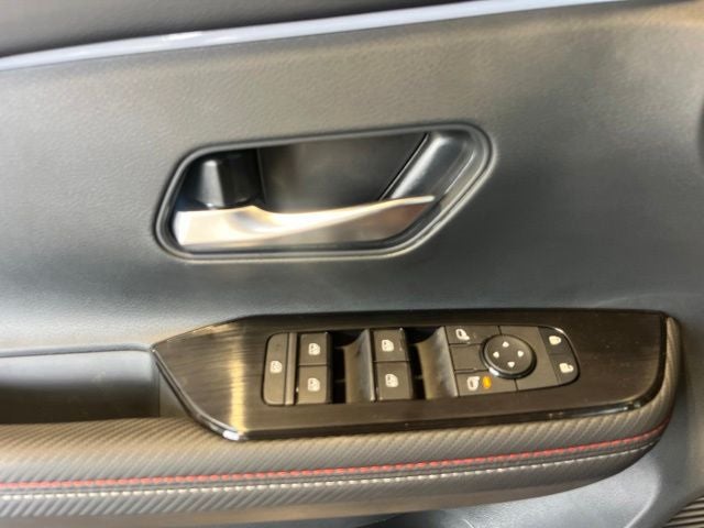 2027 Nissan Kicks SR