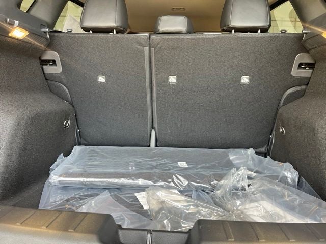 2027 Nissan Kicks SR