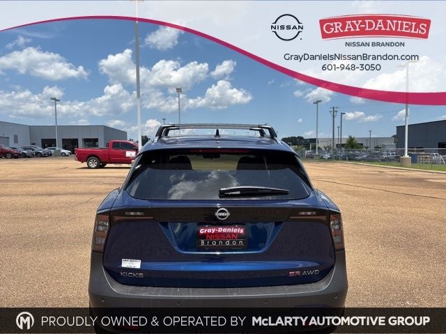 2025 Nissan Kicks SR