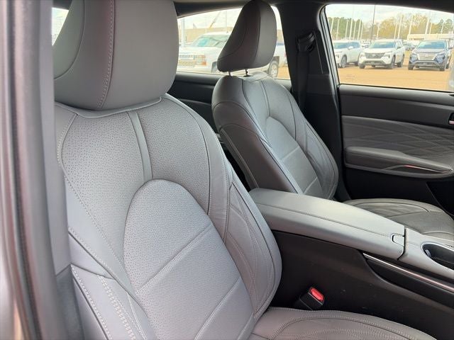 2021 Toyota Avalon Hybrid Limited