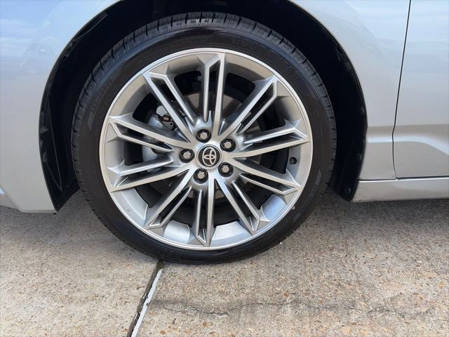 2021 Toyota Avalon Hybrid Limited