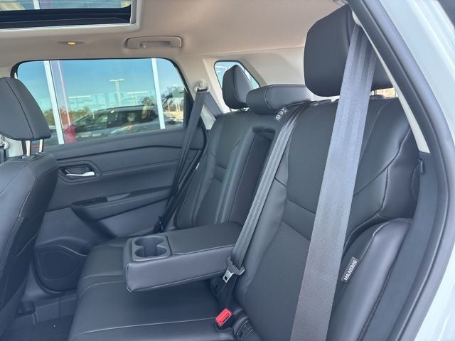 2026 Nissan Rogue SV DARK ARMOR