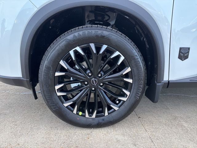 2026 Nissan Rogue SV DARK ARMOR