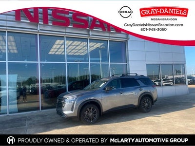 2026 Nissan Pathfinder SL
