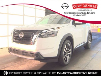 2025 Nissan Pathfinder Platinum