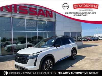 2026 Nissan Pathfinder Platinum