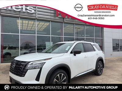 2026 Nissan Pathfinder Platinum