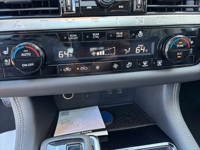 2026 Nissan Pathfinder Platinum