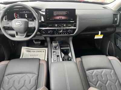 2026 Nissan Pathfinder Platinum