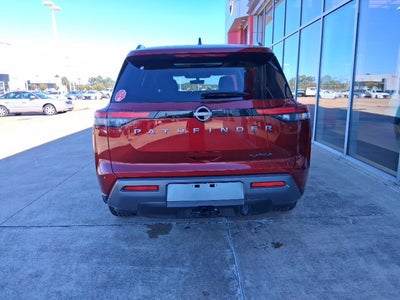 2026 Nissan Pathfinder Platinum