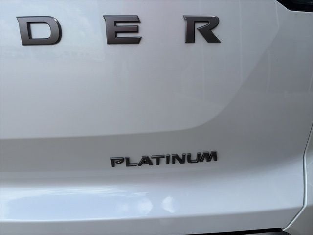 2026 Nissan Pathfinder Platinum