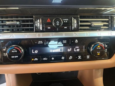 2026 Nissan Pathfinder Platinum