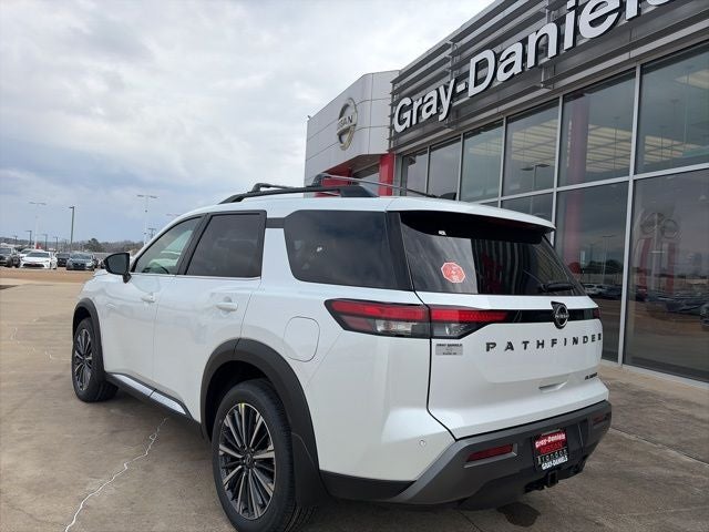 2026 Nissan Pathfinder Platinum
