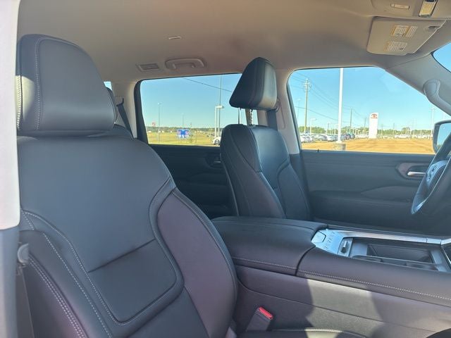 2026 Nissan Armada SV